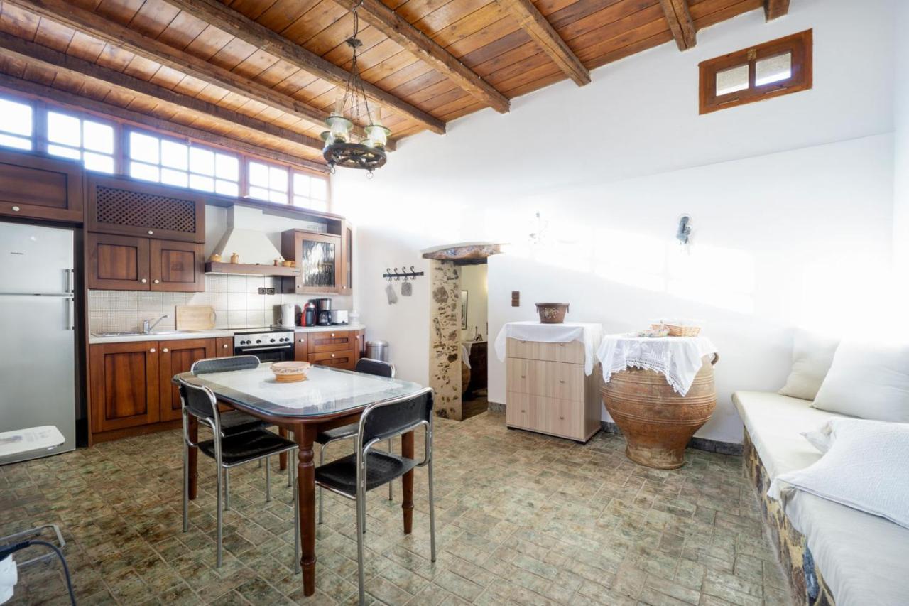 Villa Talos Palaiochora Exteriör bild